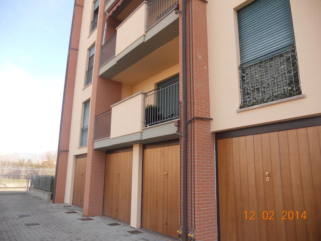Apartment Via Delle Torri Pisa Room photo